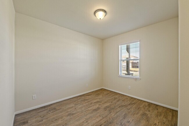 Photo - 14410 Sweetwater Dr
