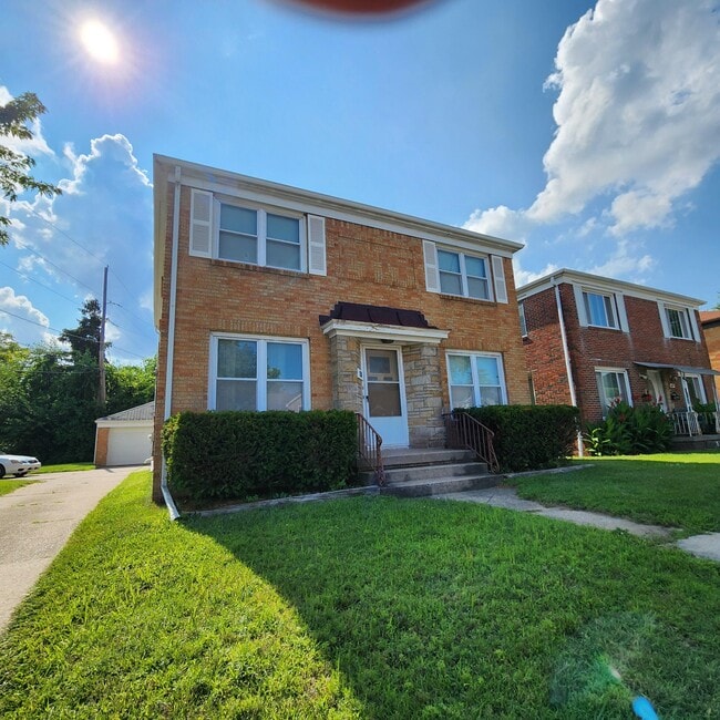 Photo - 3611 Douglas Rd Unit Lower