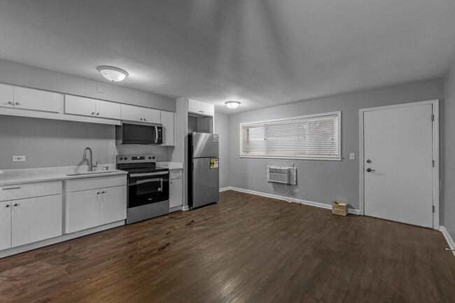 Photo - 7201 W Wellington Ave