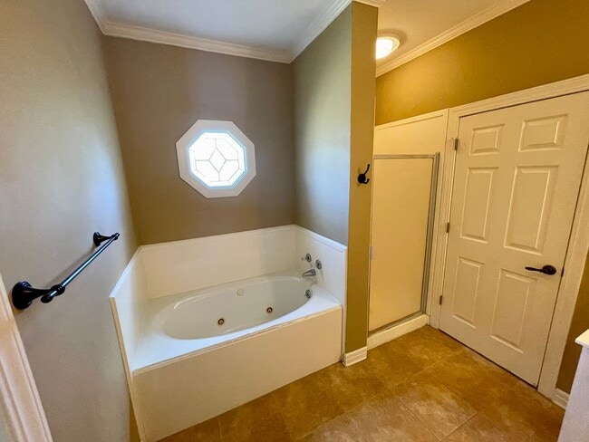 Photo - 3 Bed 2 Bath house in Madison