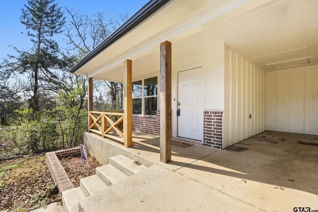 Photo - 336 Timberline Dr