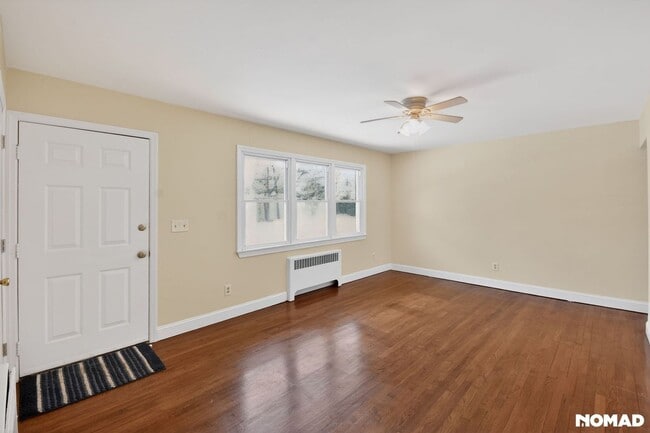 Photo - 1966 South St