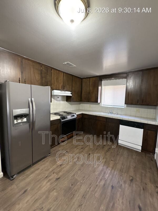 Photo - 3501 W Colonial Ave