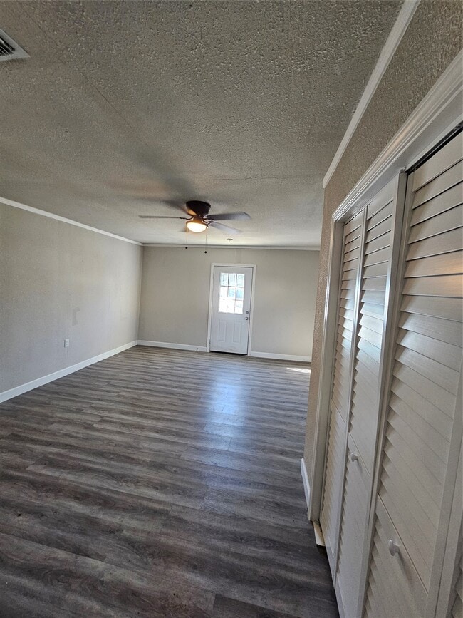 Photo - 120 Antionette Ln