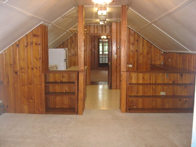 Building Photo - 210 Todd Ave Unit 210-C Rental