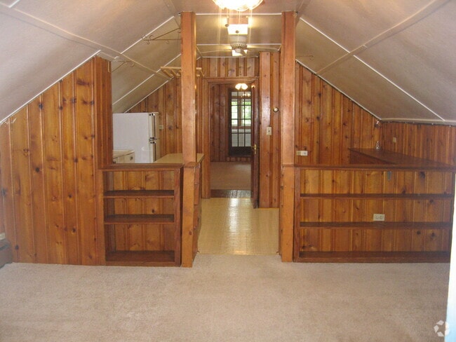 Building Photo - 210 Todd Ave Unit 210-C Rental