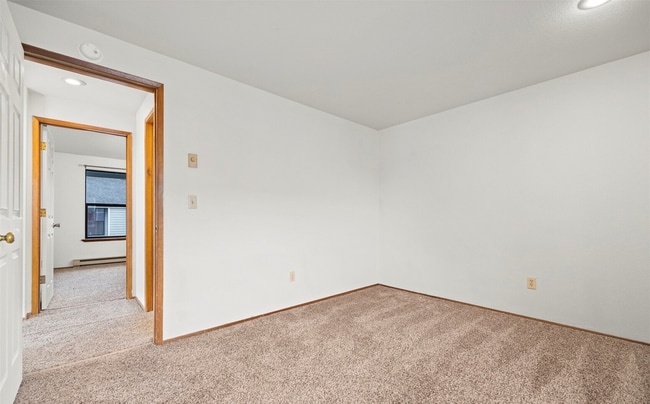 Photo - 2324 Valencia St Unit 2