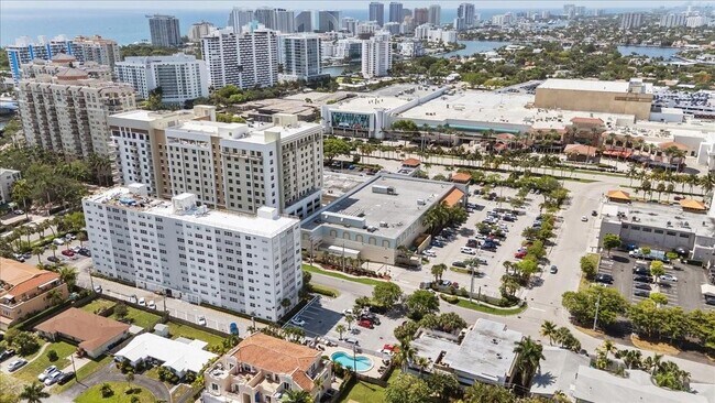 Photo - 2555 NE 11th St Condo Unit 209