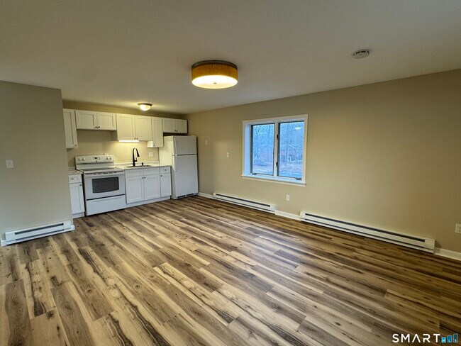 Photo - 143 Main St Unit D