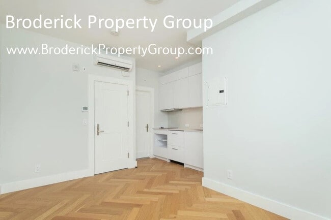 Photo - 457 Massachusetts Ave