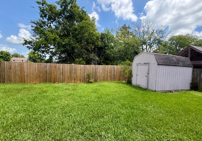 Photo - 212 Chevalier Blvd