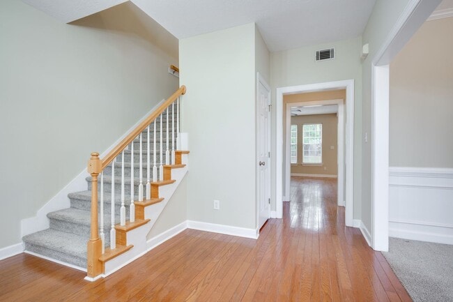 Photo - 434 Keeling Ln