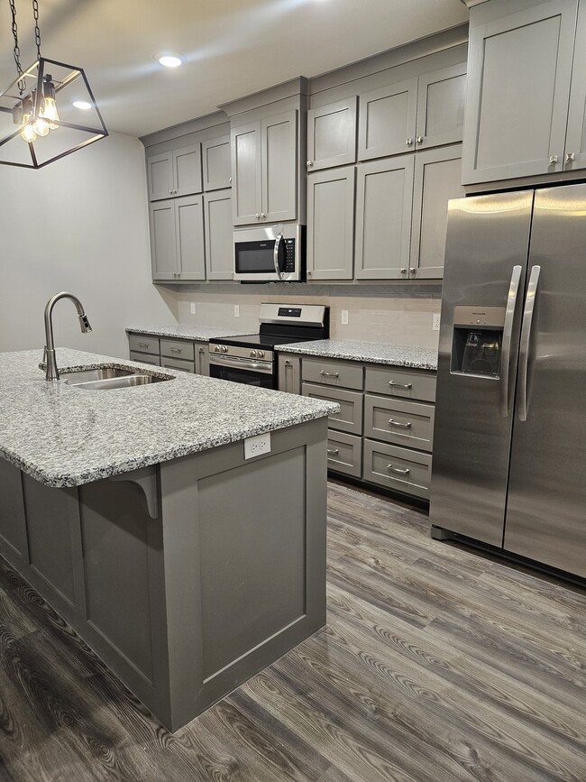 Photo - 514 E Chase St