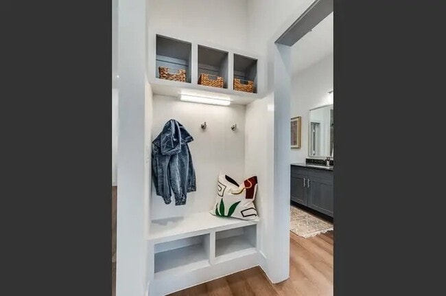 Photo - 8100 Brewer Blvd Unit 3313