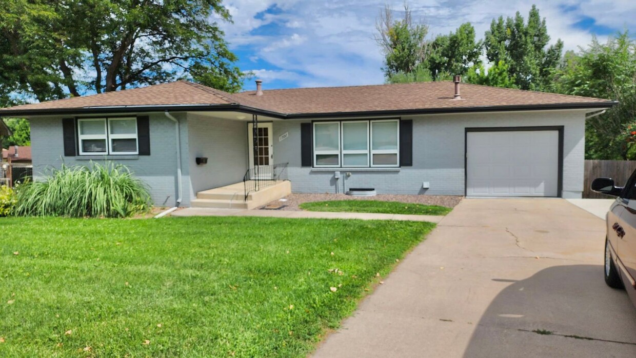 Updated 3 bedroom, 2 bathroom ranch style ... - Updated 3 bedroom, 2 bathroom ranch style ...