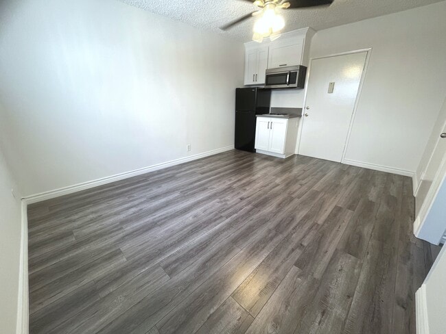 3311 Bagley Ave