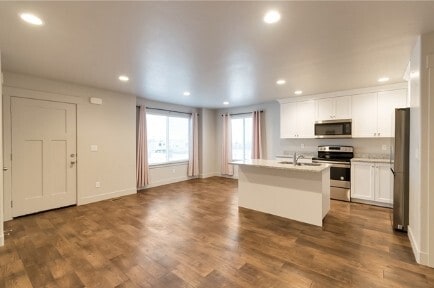 Photo - 569 S 120 E