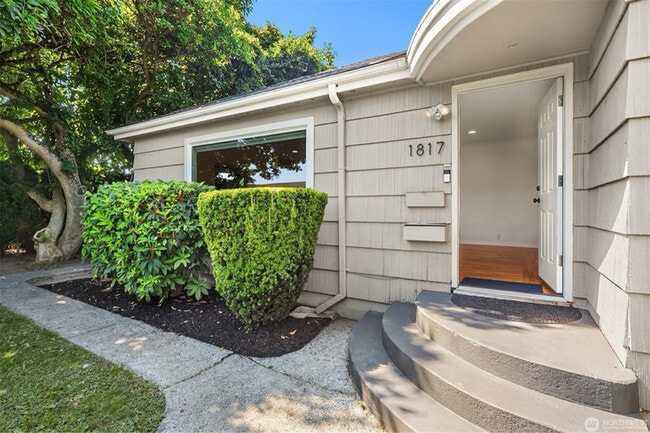 Photo - 1817 S 3rd St