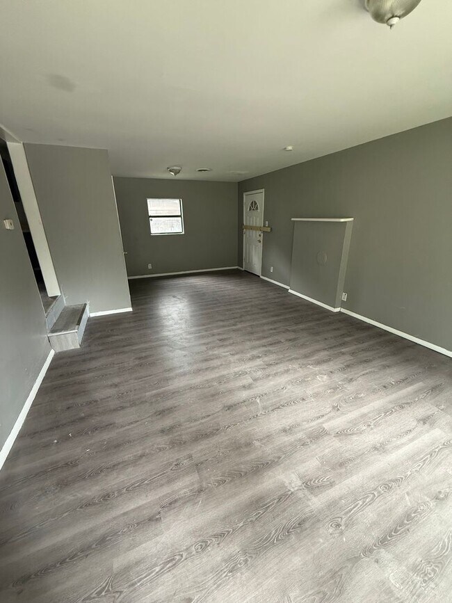 1110 Richard Dr