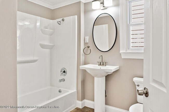 Photo - 907 Bond St Unidad 1