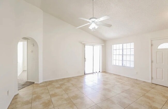 Photo - 8917 W Indianola Ave