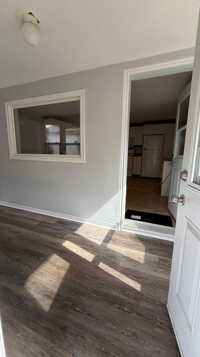 Photo - Au cœur de Hull - 1 chambre avec stationnement GRATUIT - 1,400 $ ! Unit 1