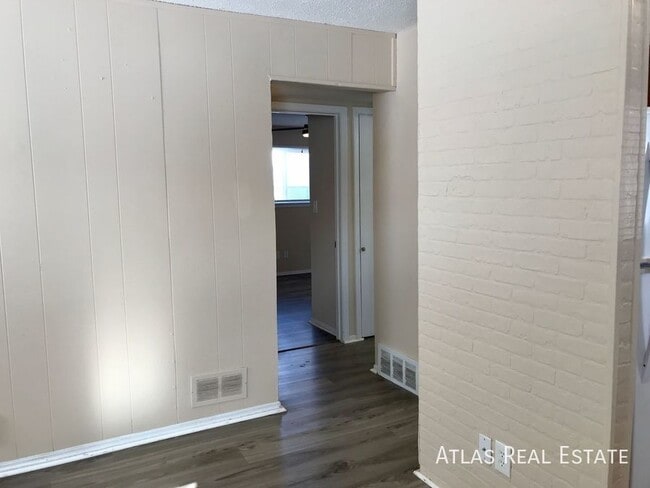 Photo - 6104 E 152 Terrace Unit A