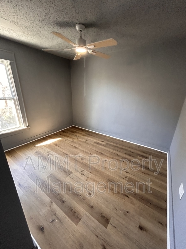 Photo - 1534 3rd Ave SE