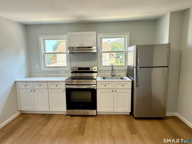 Photo - 205 Shaw St Unit 2