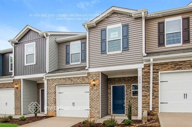 Photo - 820 Holiday Pk Ln