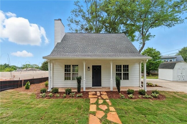 Building Photo - 180 Summit Ave SE