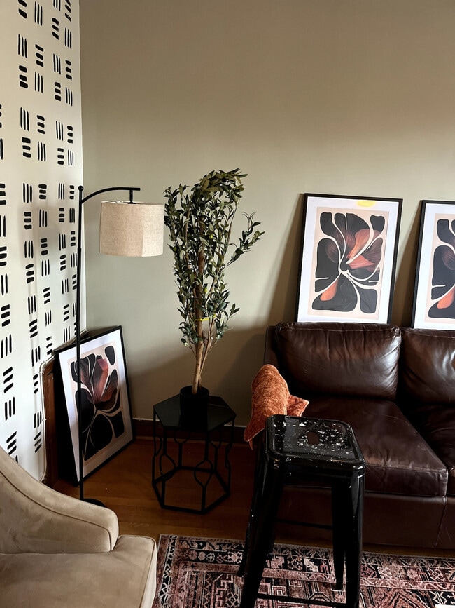 Building Photo - 1514 16th St SE Unit SI ID1513153P