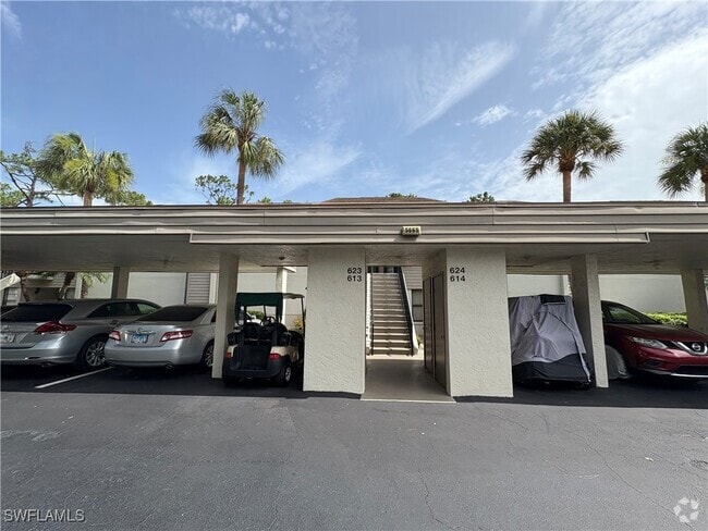 Building Photo - 5665 Trailwinds Dr Unit 623 Rental