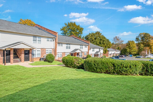 Crowders View Townhomes