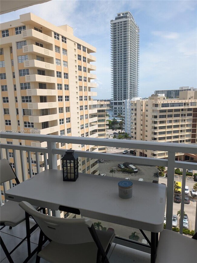 Photo - 1849 S Ocean Dr Unit 1407
