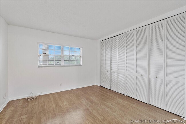 Photo - 9101 W Sample Rd Unit 402