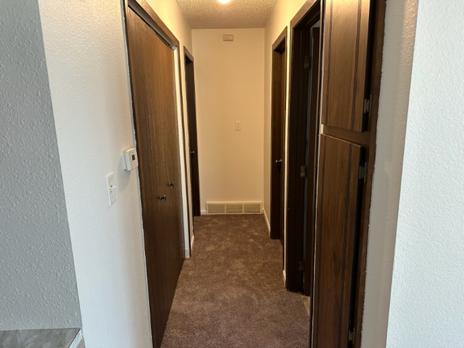 Photo - 4619 W 5th St