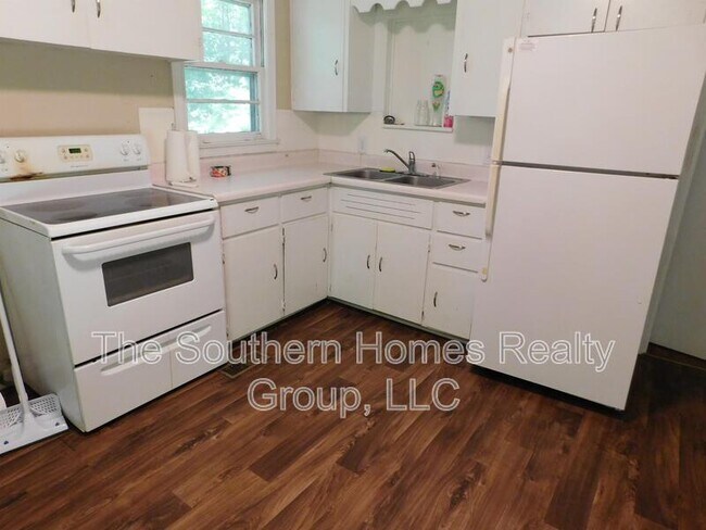 Photo - 1704 Shady Dr