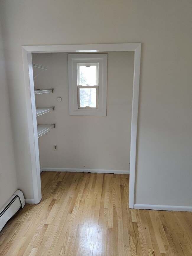 Photo - 12 Rowan St Unit 1R