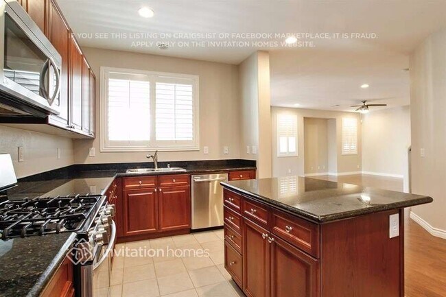 Photo - 10541 Danielson Ave