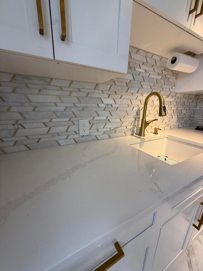 Photo - 389 Fanshaw Way Unit 389