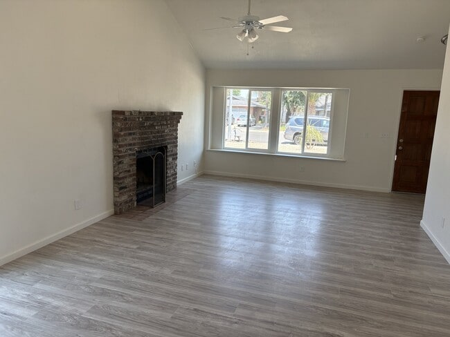 Photo - 28260 Posey Ave