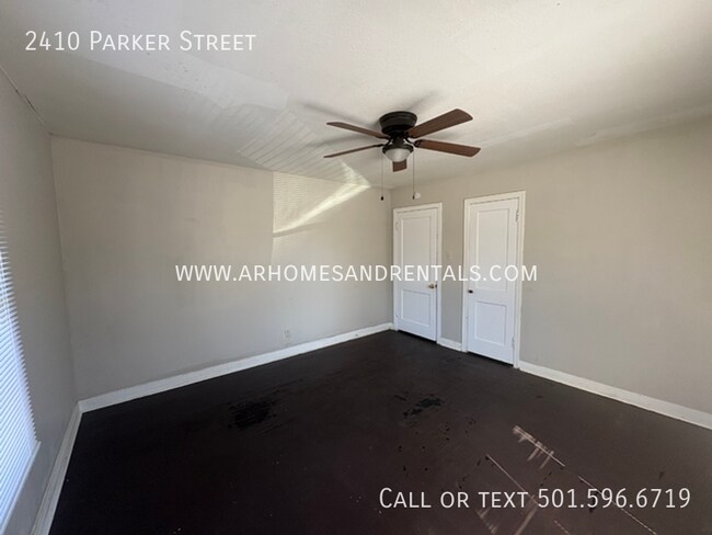 Photo - 2410 Parker St