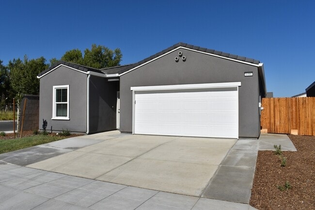 Photo - 4486 N San Clemente Ave