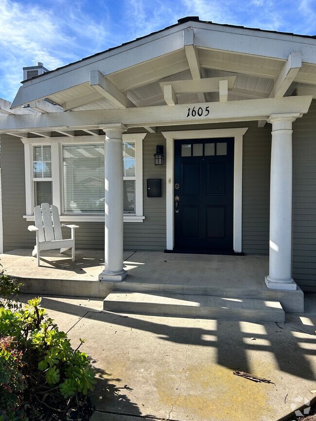 Building Photo - Beautiful Single-Family Home in the Heart ...