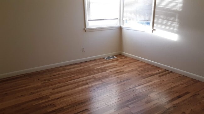 Photo - 23 E Euclid Ave