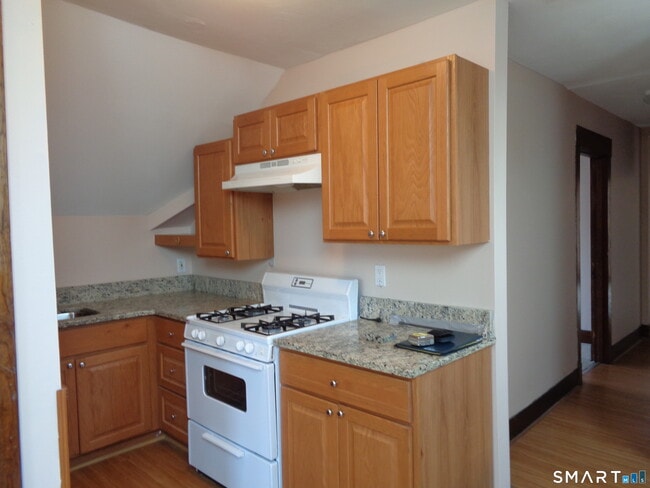 Photo - 58 Stuyvesant Ave Unit 3