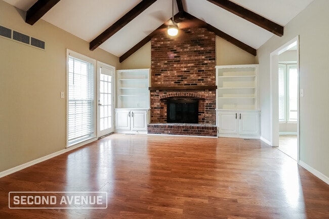 111 N Park Dr