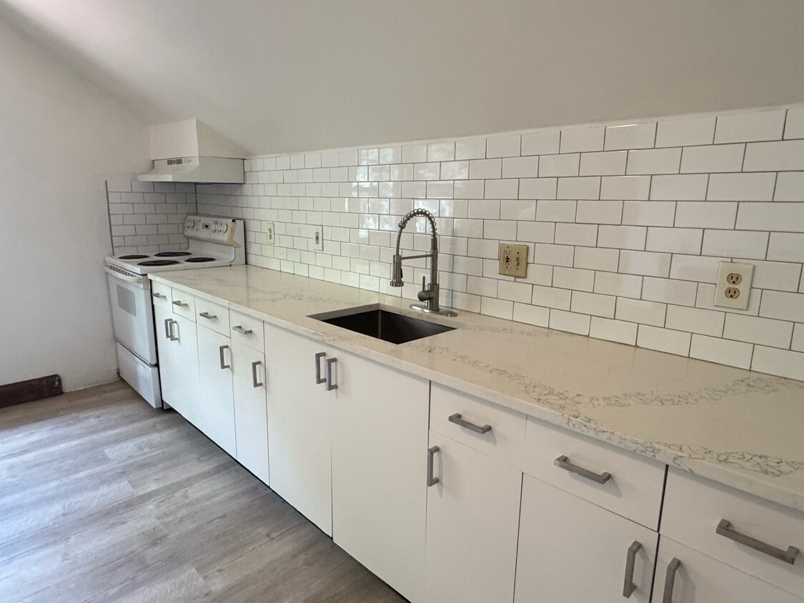 Photo - 2299 Harrison Ave (Cincinnati, OH)