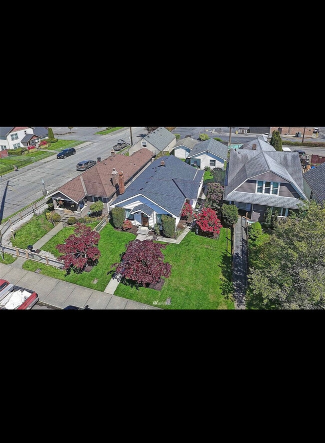 Photo - 2503 Lombard Ave